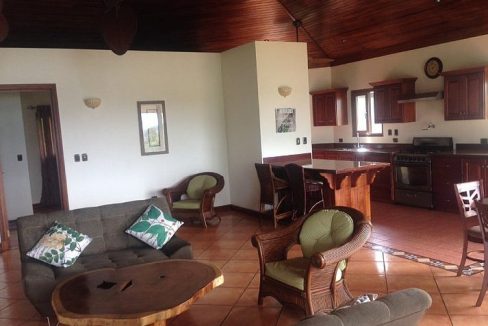 Casas vistas al lago y casa de invitados