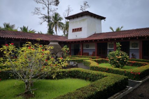Lujosa finca colonial española en Boca de Arenal