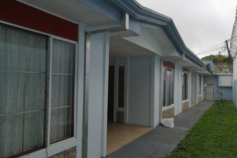 4 Viviendas Plurifamiliares en San Carlos