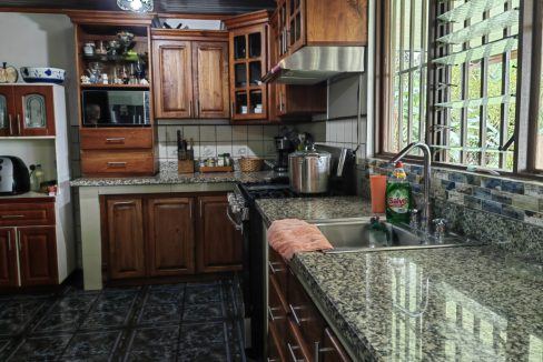 Preciosa y Asequible Casa de 3 DORM